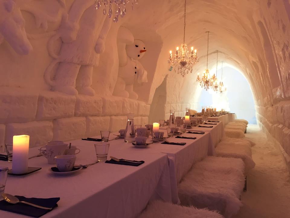 Snowman World Igloo Hotel Glass Resort Rovaniemi Discovering Finland